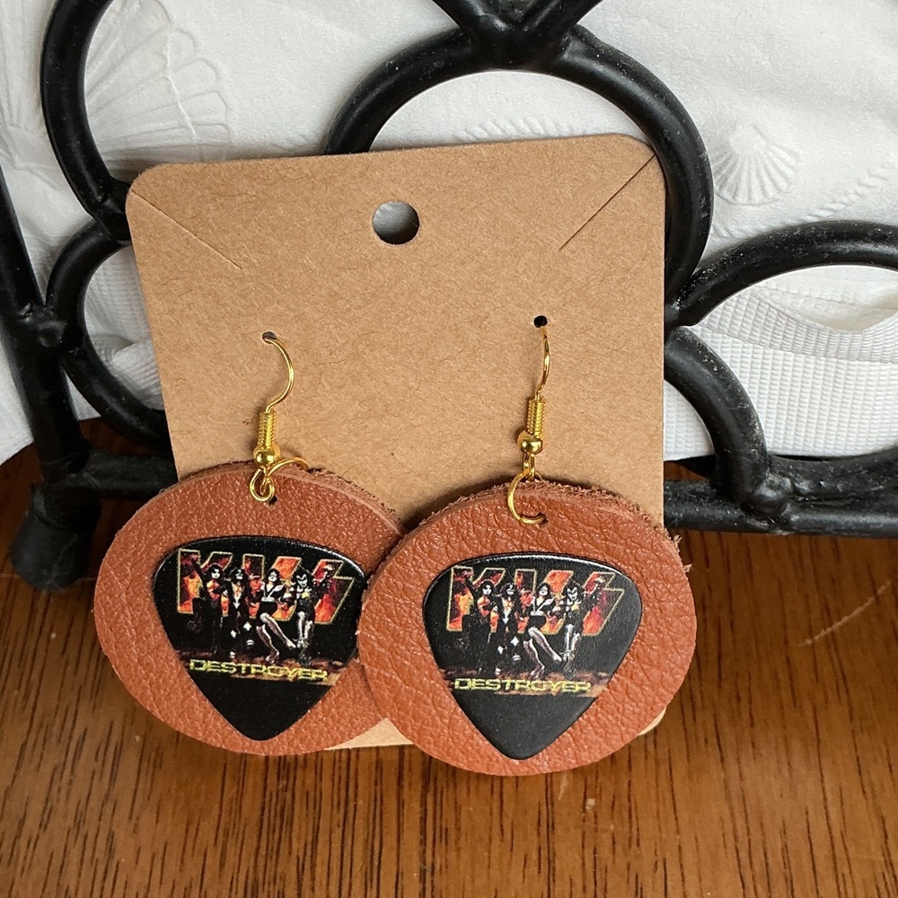 🎸Hand Crafted rock band kiss Brown and Black Earrings🎸destroyer